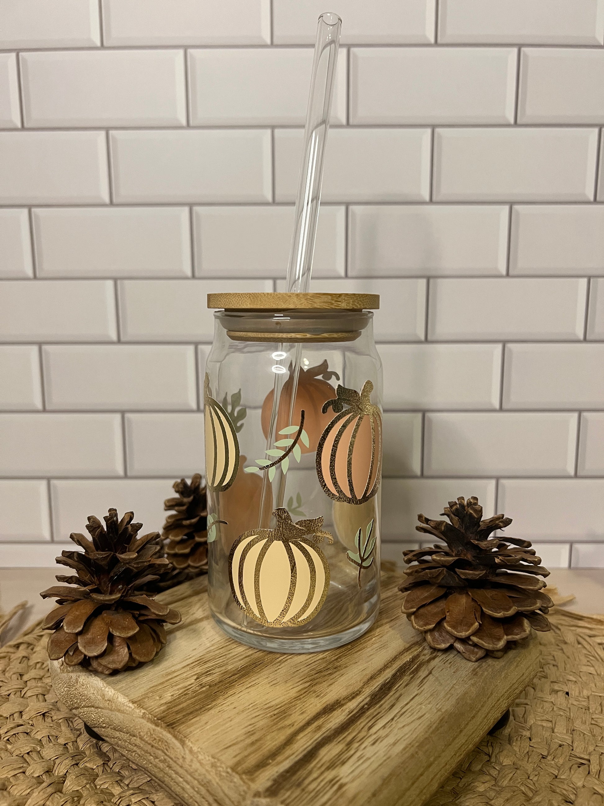 Pumpkins 16 oz Glass Cup with Bamboo Lid