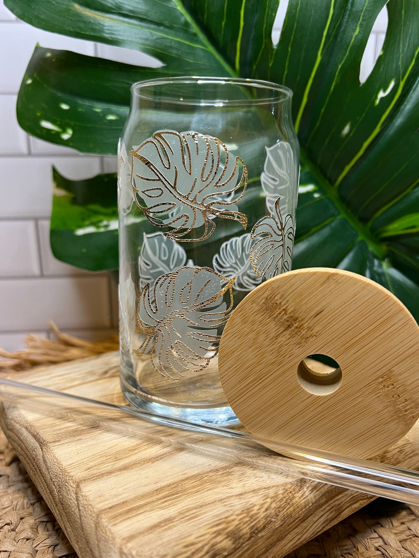 Monstera Color Changing Glass Cup